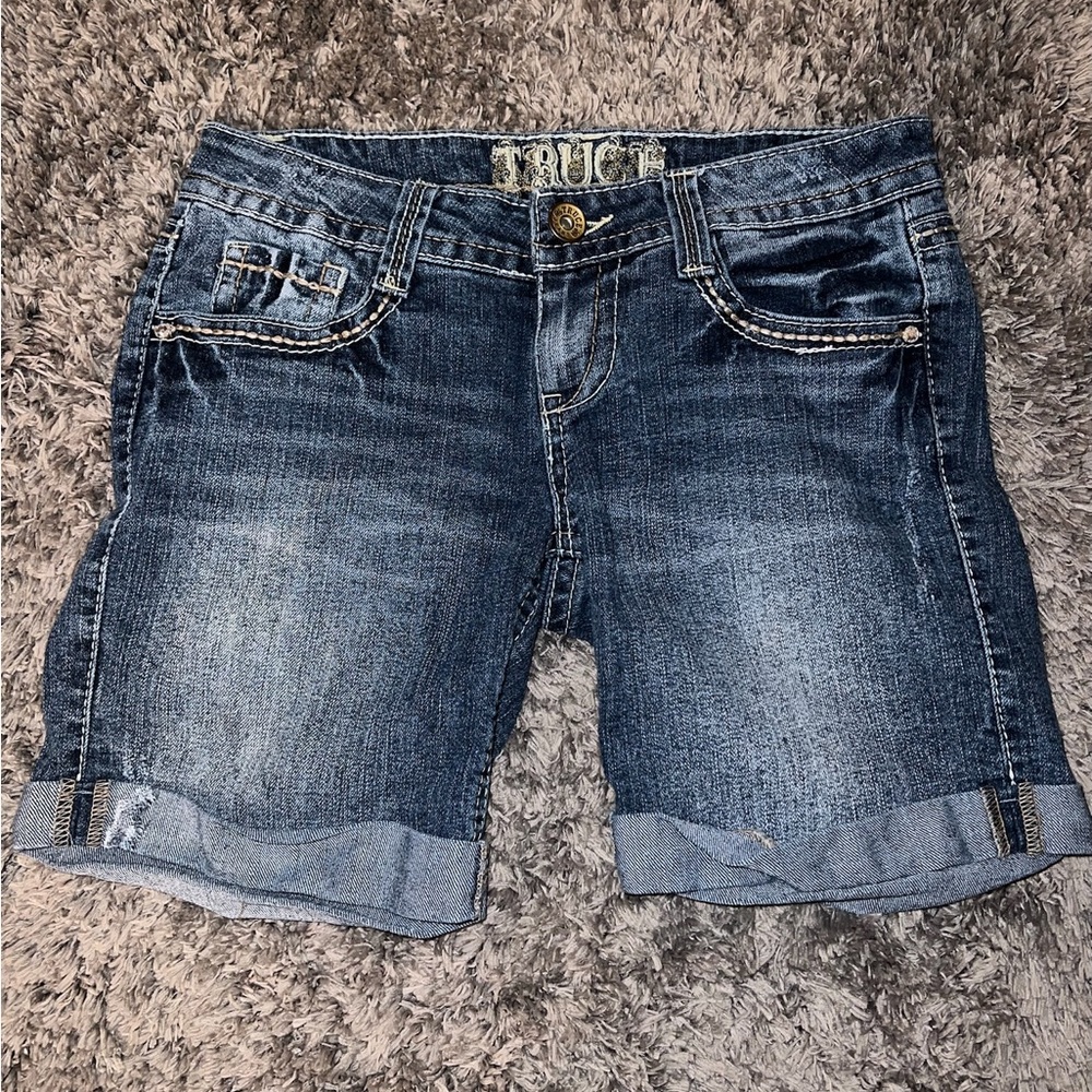 Truce | Mid Length Dark Jean Shorts | Size 3